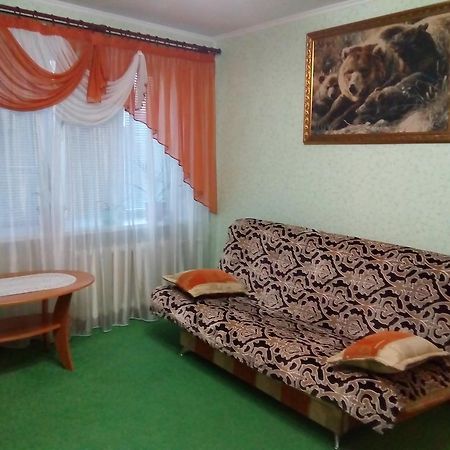 Apartments On Leninskaya Street 니아스비즈 외부 사진